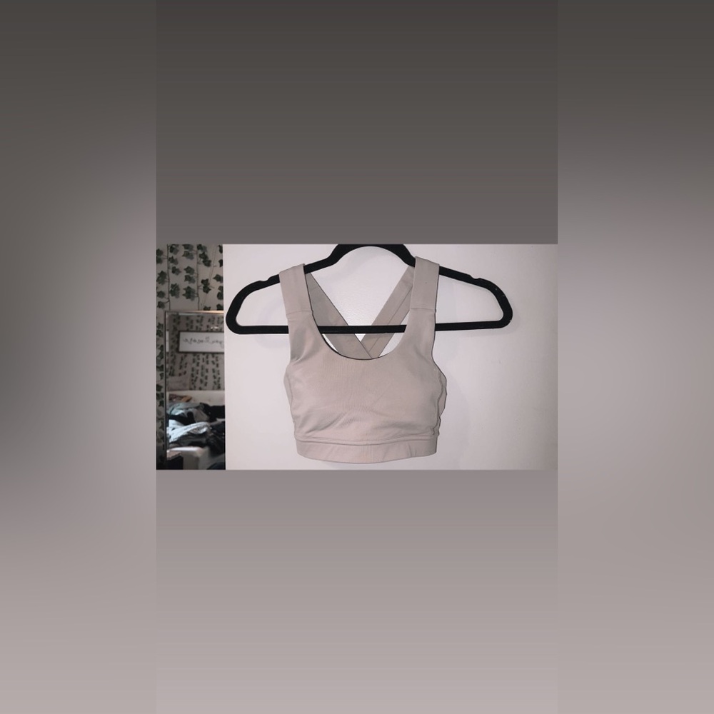 Lululemon bra